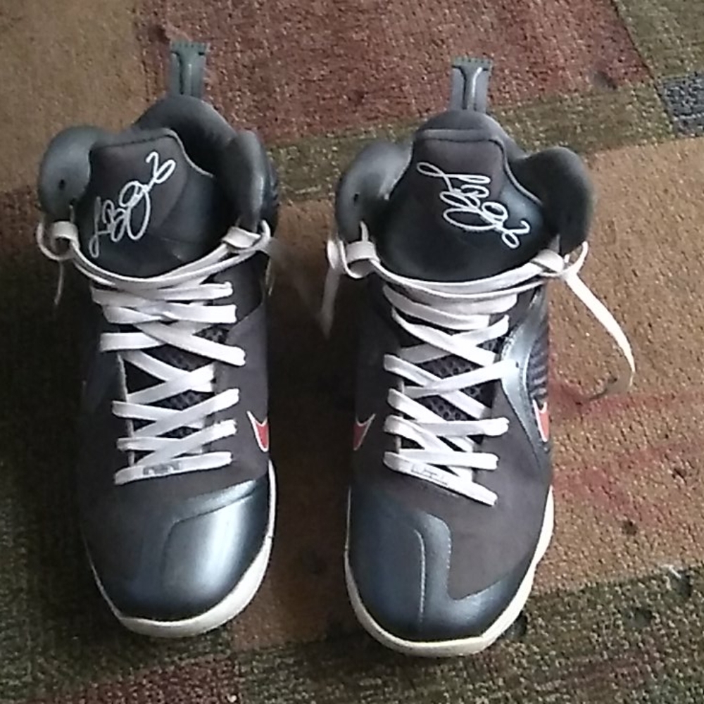 2011 Miami game shoe normal to great condition